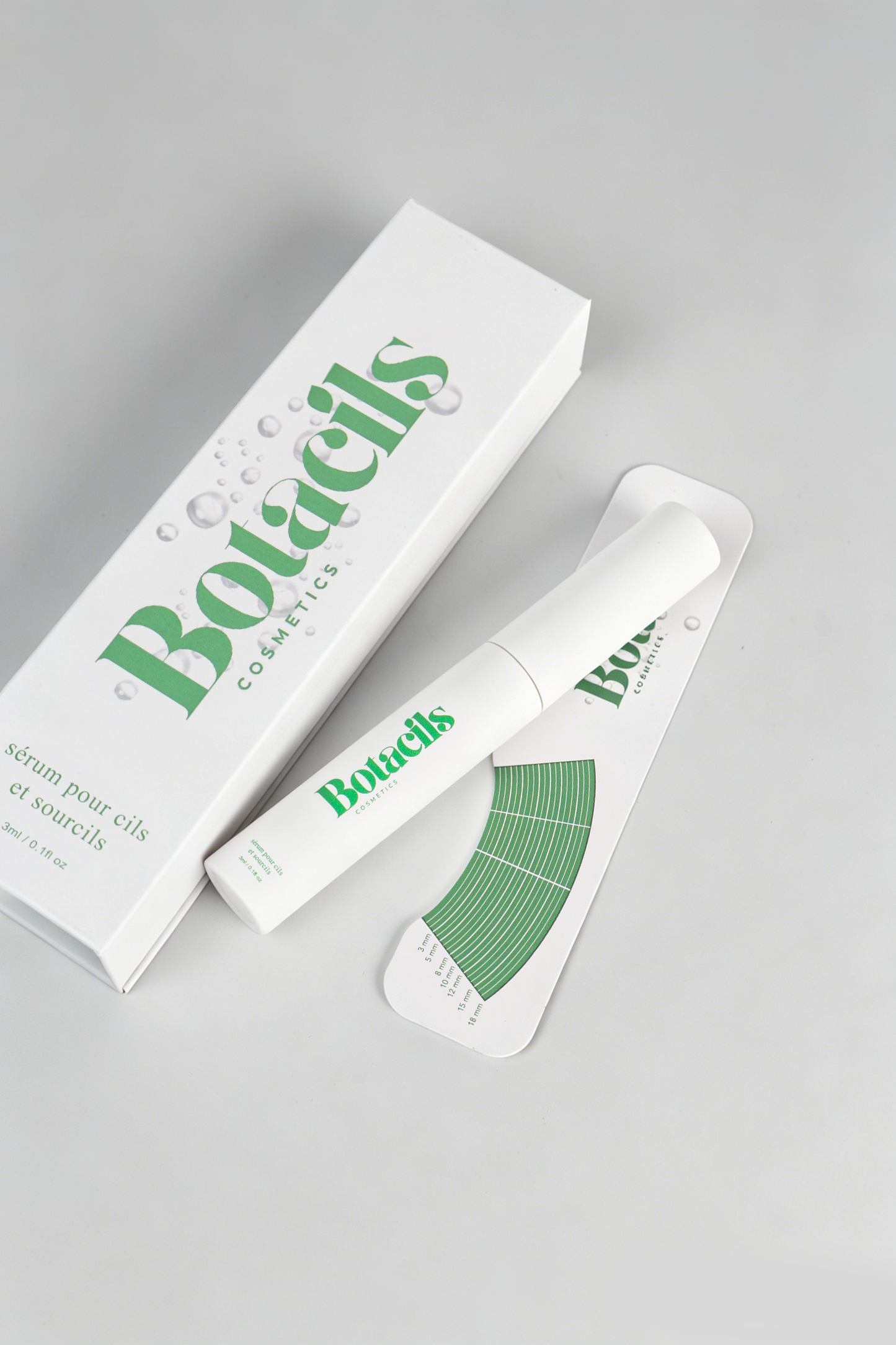 Sérum Botacils — flacon sérum botanique premium vue de face
